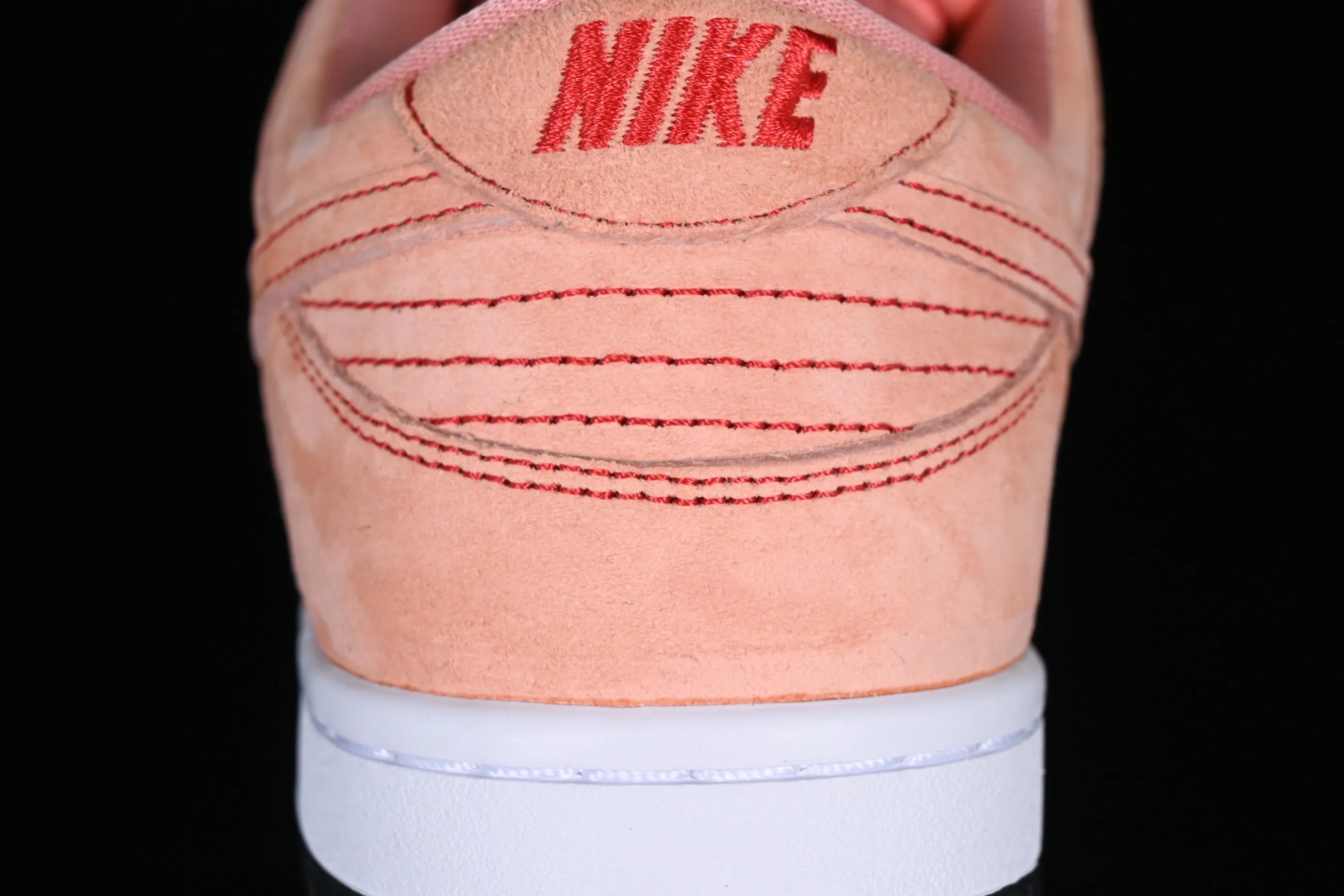 All Categories Nk SB Dunk Series Nk SB Dunk Low low-top sneakers NK SB Dunk Low "Pink" suede pink salmon pink and white suede smashed backboard fashion casual sneakers CV1655-600